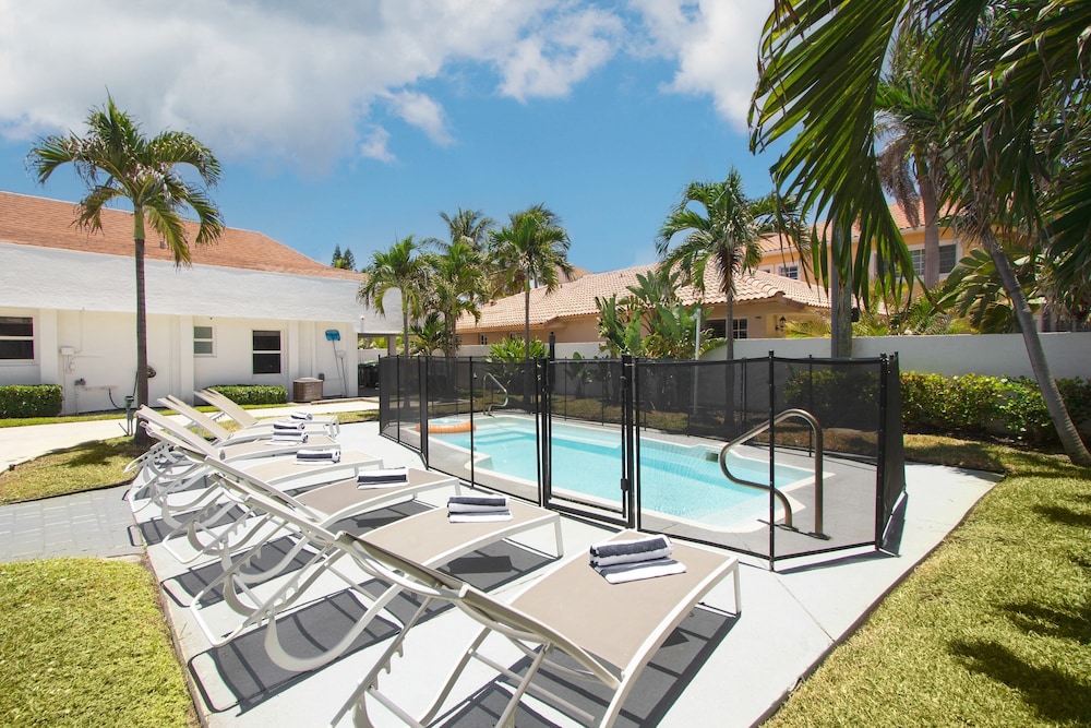 Casa Bermuda by Avantstay Right Across the Street From Fort Lauderdale Beach - Image 2