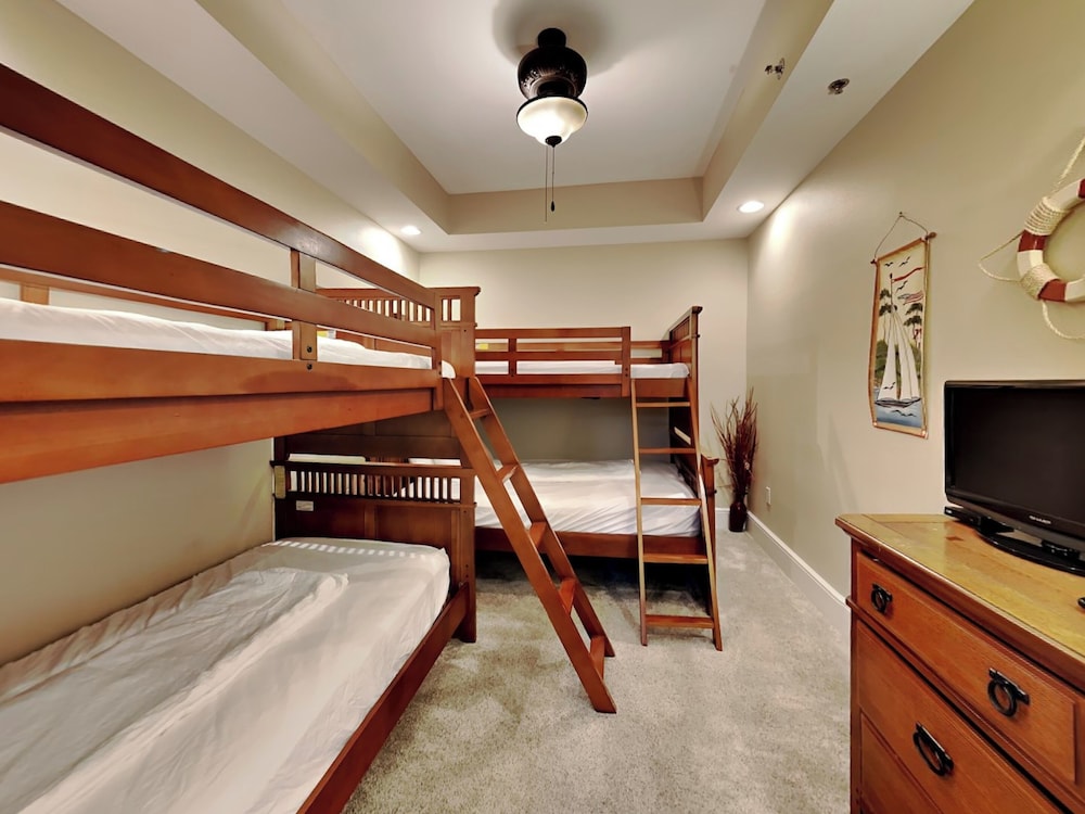 Bella Riva by Southern Vacation Rentals