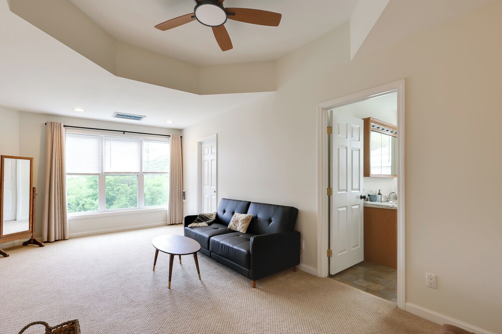 4 Mi to Beach & Lake: Spacious Home in Chestertown