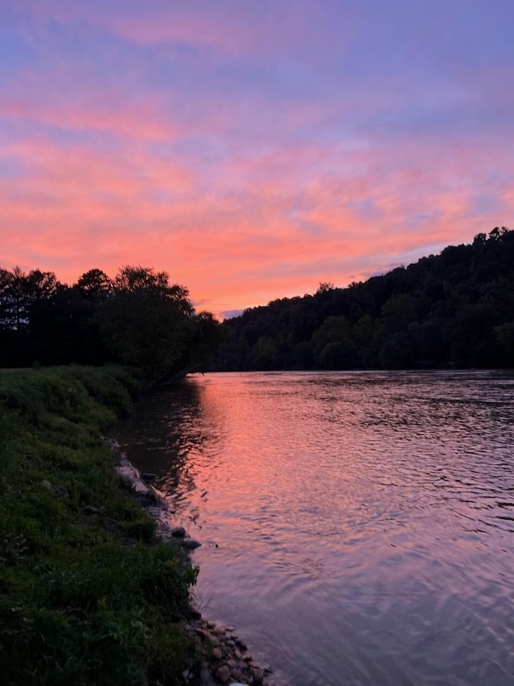 Asheville River Cabins