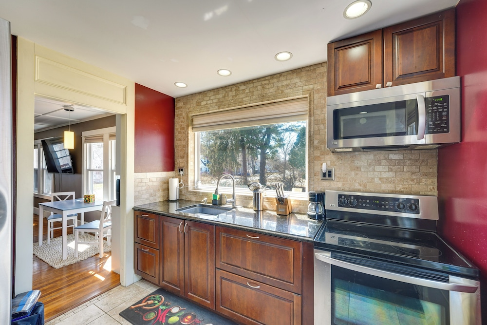 2 Mi to Colby College: Peaceful Home in Waterville