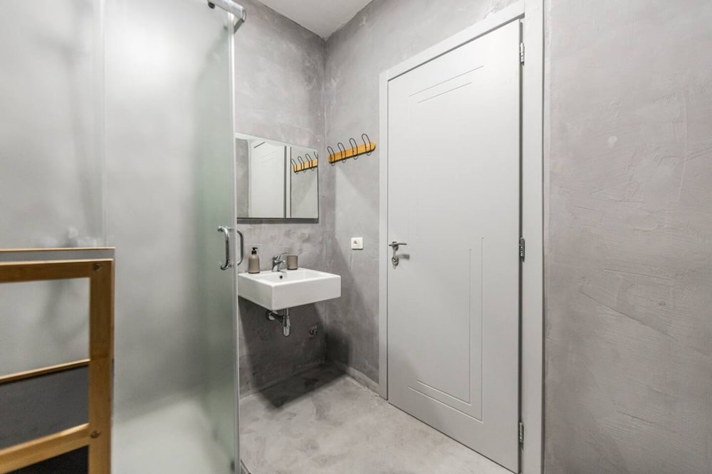 Seaview Apartment in the Heart of Saranda