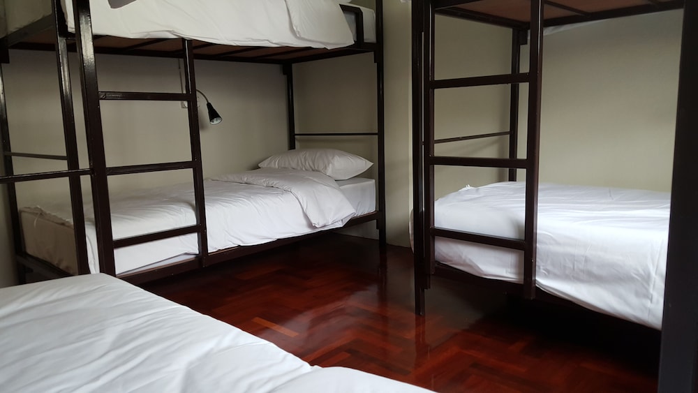 Bangkok Check Inn - Hostel