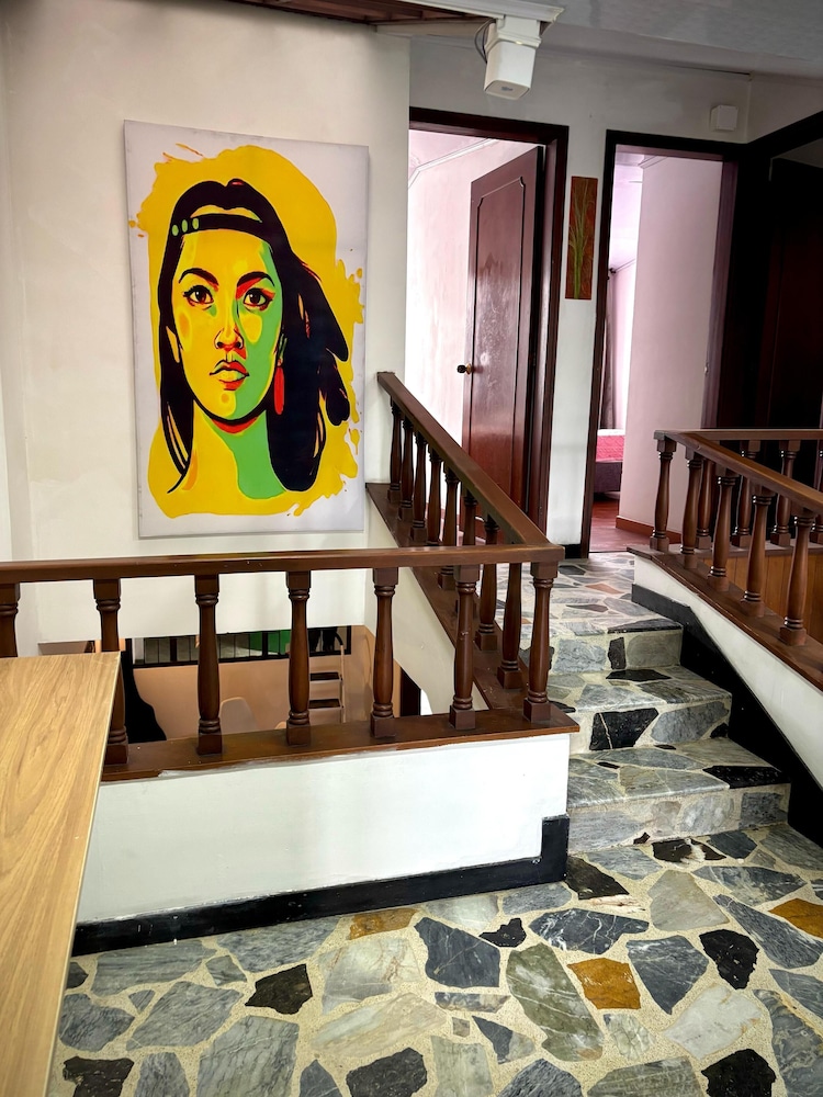 Kuyay Yachi Hostel