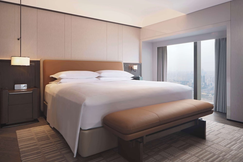 Conrad Chongqing 13