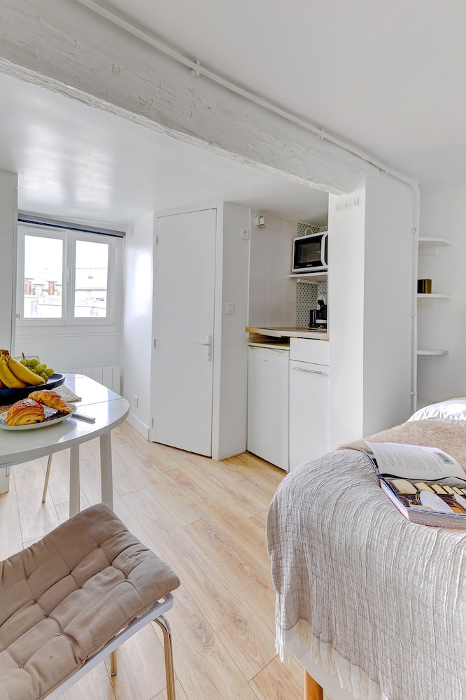Bright Studio by Le Marais & Montorgueil