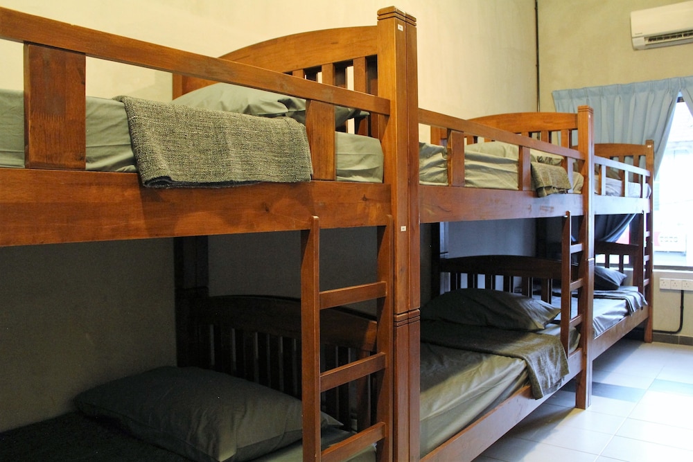 Mari Hostel