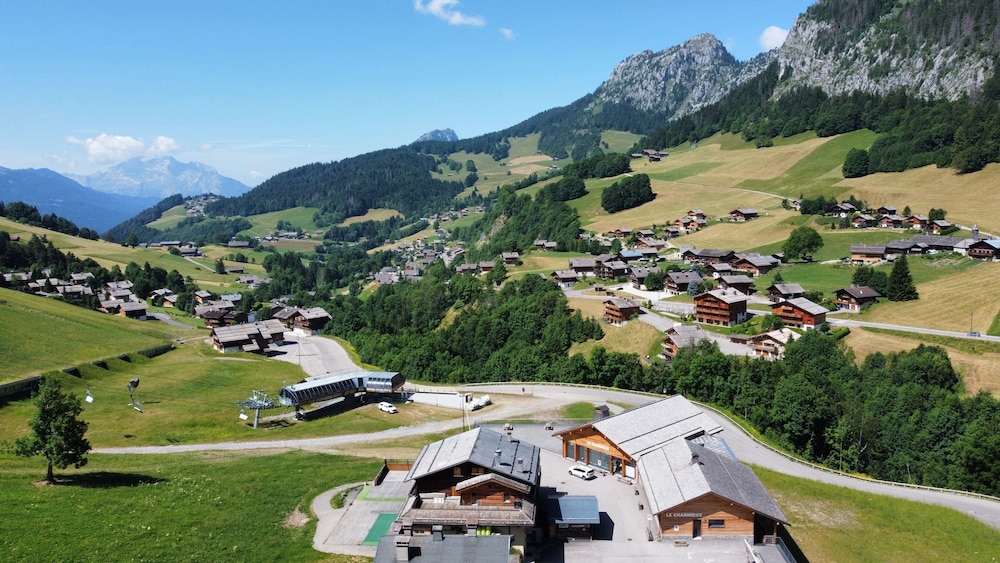 Le Lodge Monteva - Sur les pistes - Esc'Appart