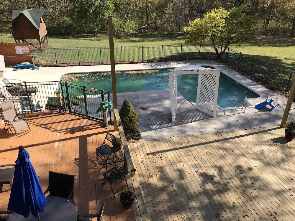 Oak Creek Lodge