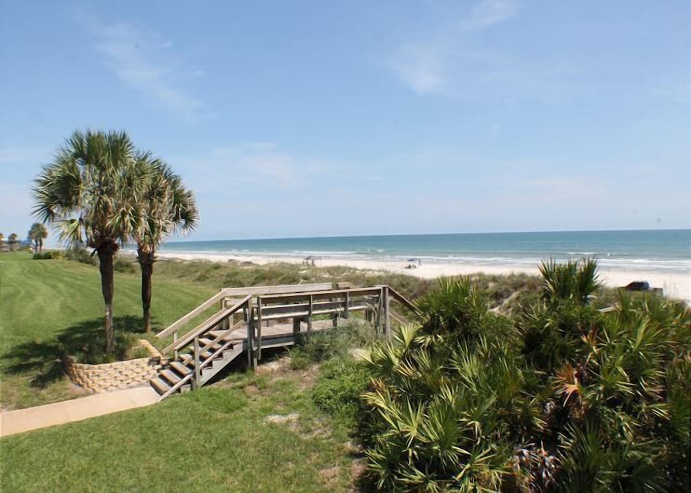 Oceanfront, 1 Bedroom Studio - Four Winds 10D view 3