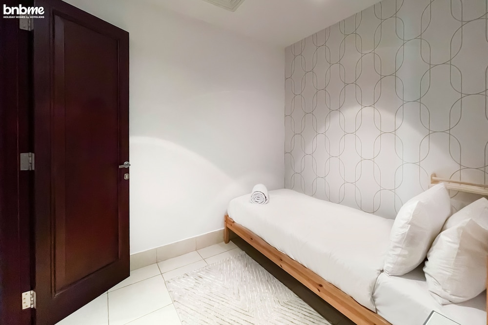 2B- Yansoon 3- 307 by bnbme homes