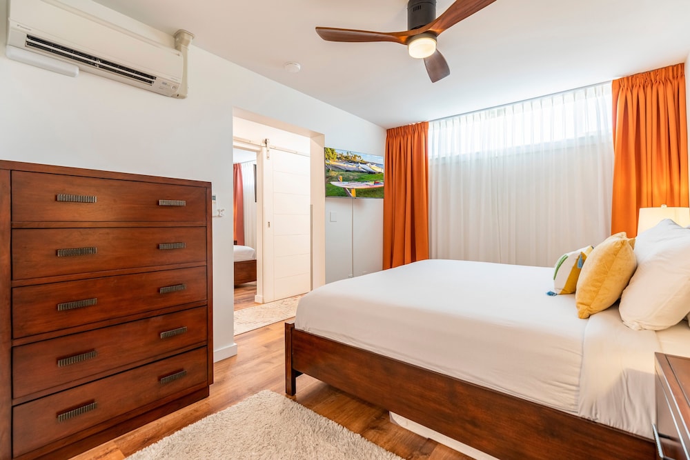 Kuau Plaza Paia Condo with Parking