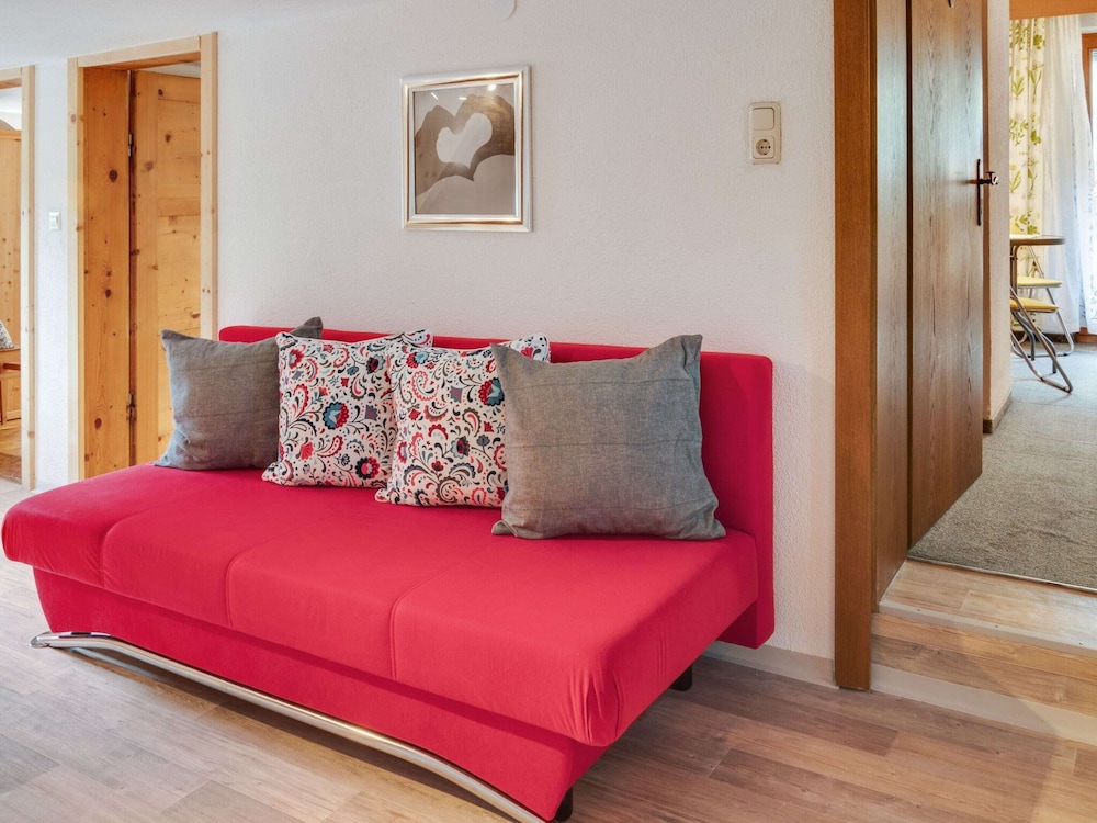 Boutique Holiday Home in Längenfeld near Ski Bus Stop view 3