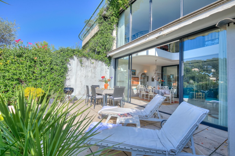 Semiramis at Villa Laurie Mougins