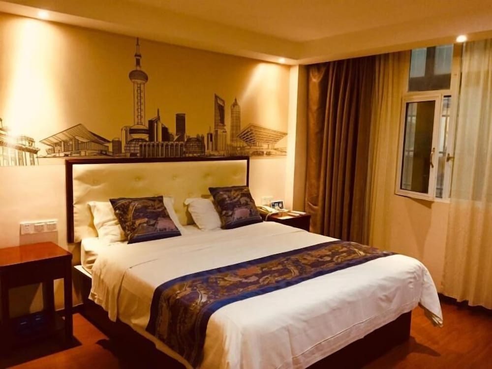 GreenTree Inn Yulin Jincheng Commercial Building Shell Hotel