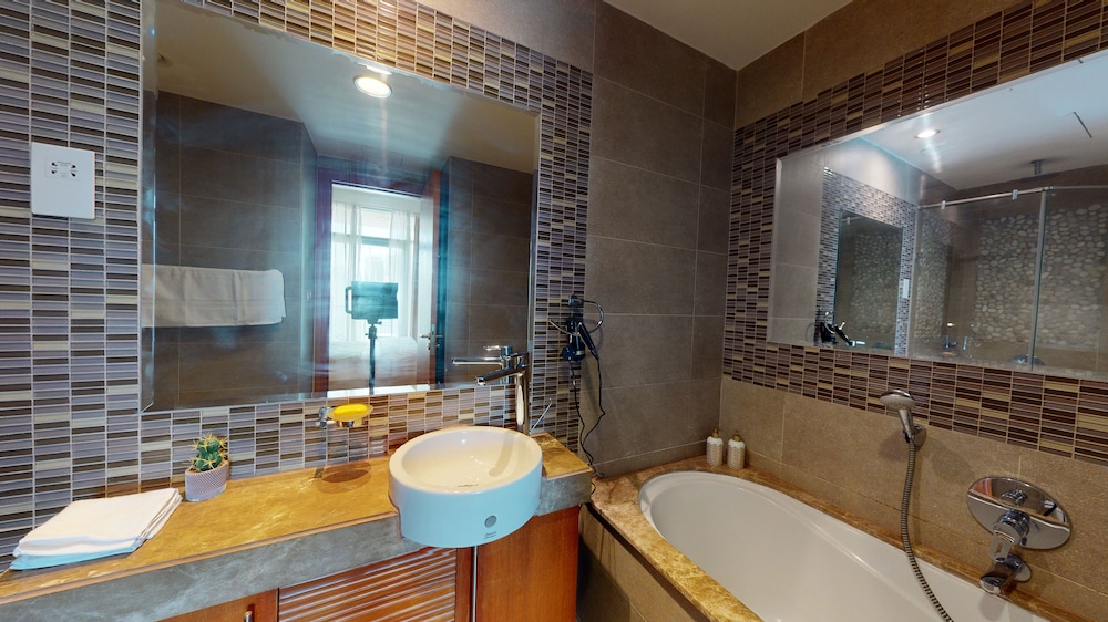 Tanin - Splendid Apartment With Marina Views and Pools