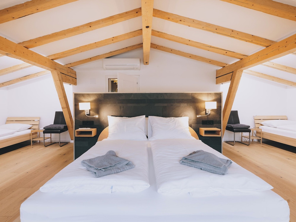 Kohlis Alpine Home by we rent