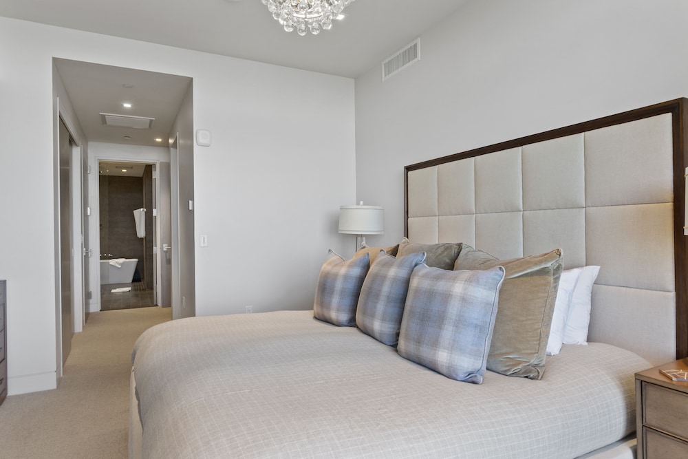 One Empire Pass Lodge at Deer Valley Resort - Three Bedroom Residence #504 3 Condo