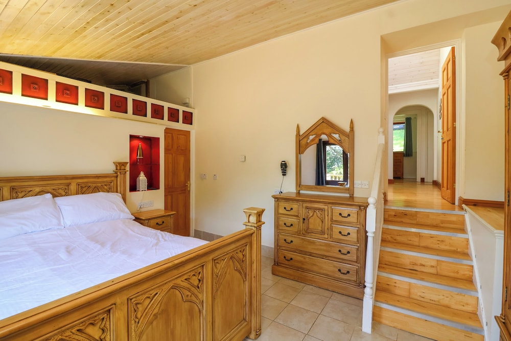 Bay Tree Lodge 35