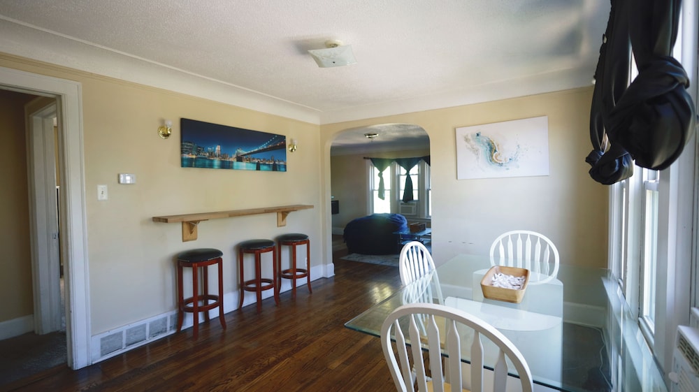 Evanston BnB