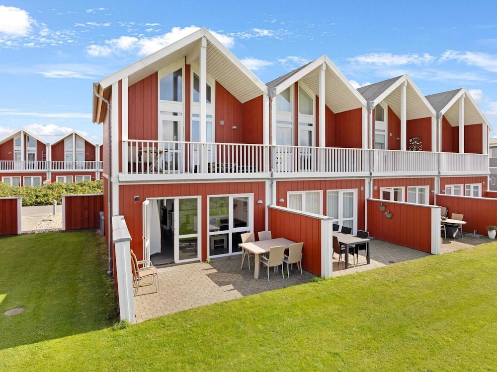 5 Star Holiday Home in Lokken