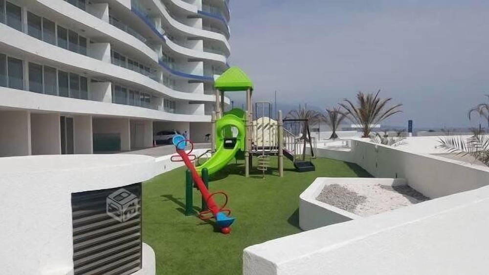 Depto Playa Huantajaya Iquique 1152