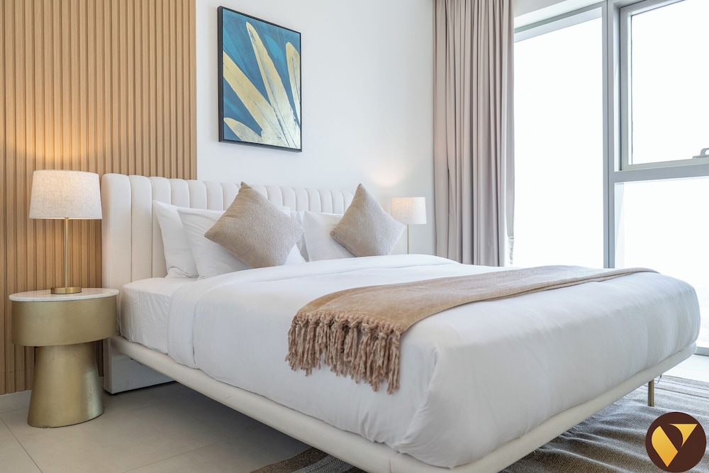 Luxury Stay by Dubai Mall & Burj
