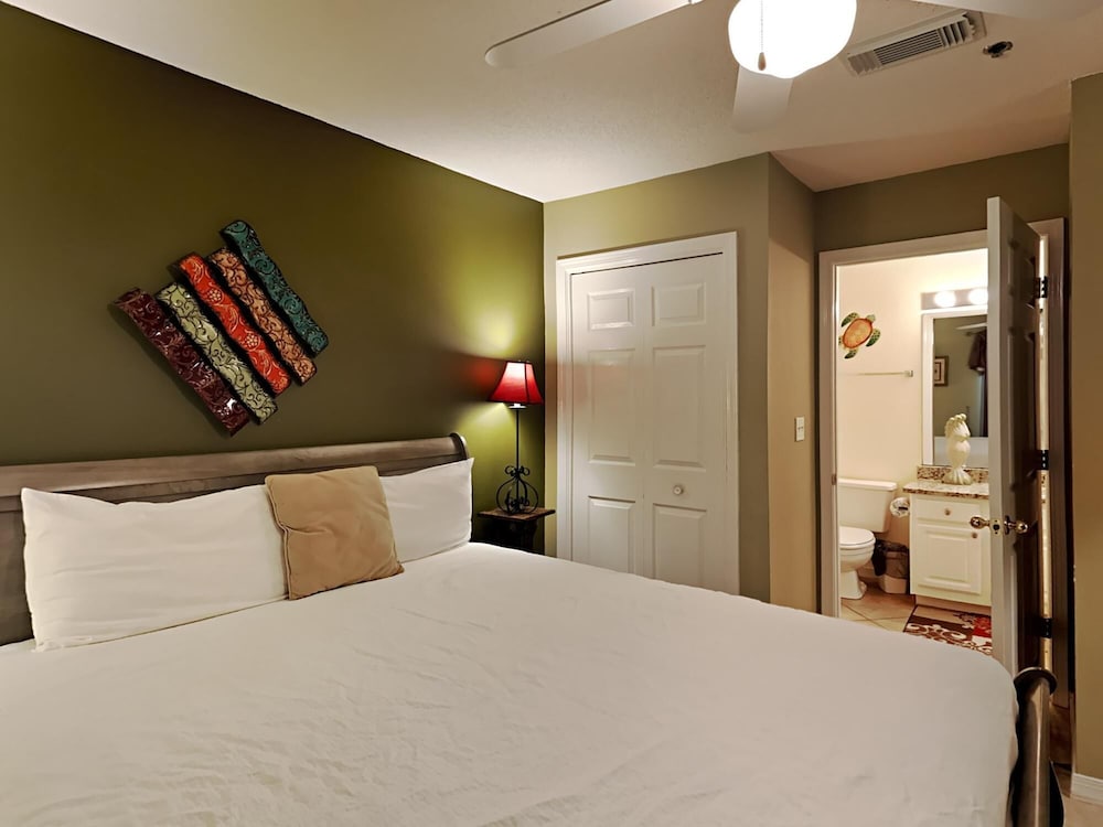 Grand Caribbean West by Southern Vacation Rentals