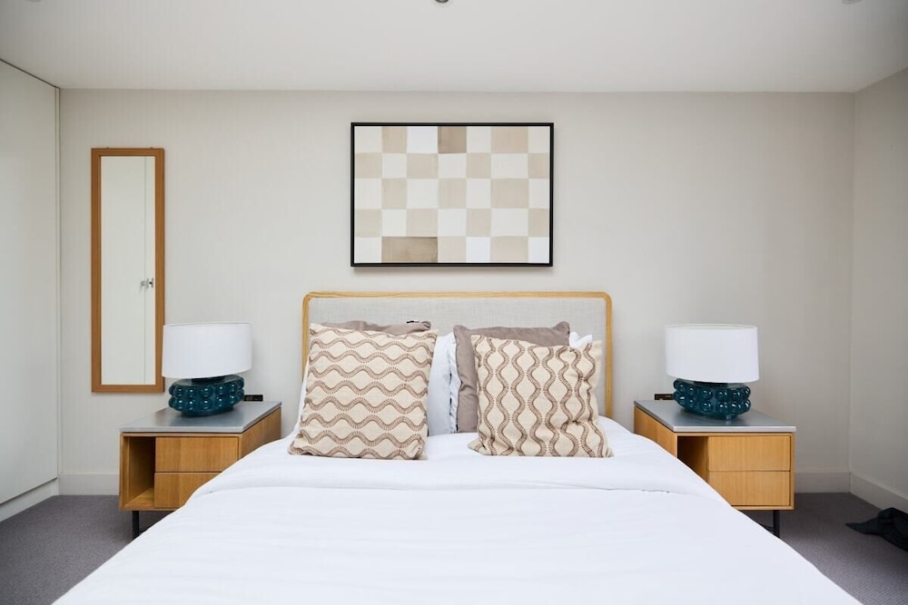 The Fulham Classic - Spacious 4bdr House With Balcony and Garden