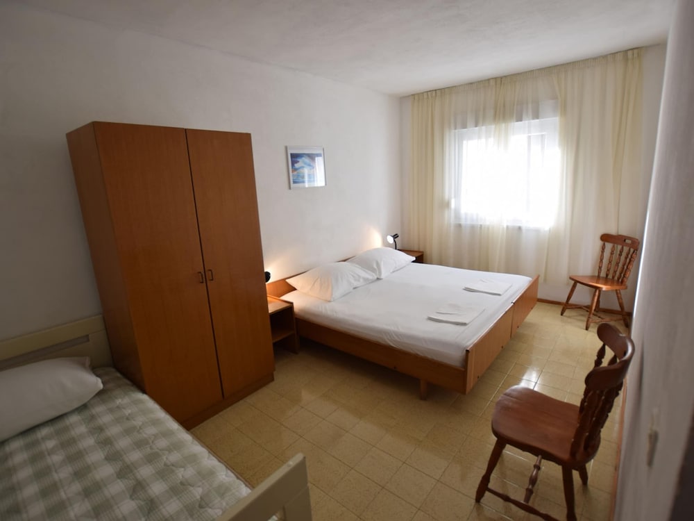 Spacious Apartment With Terrace, Near the Beach view 2