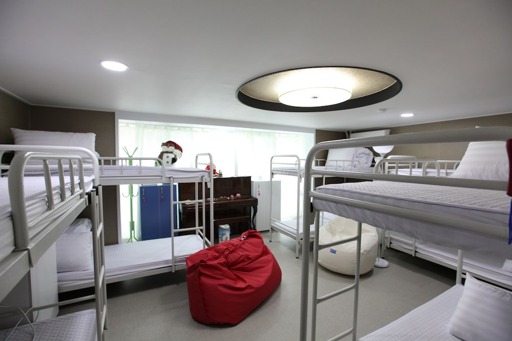 Lombard House - Hostel