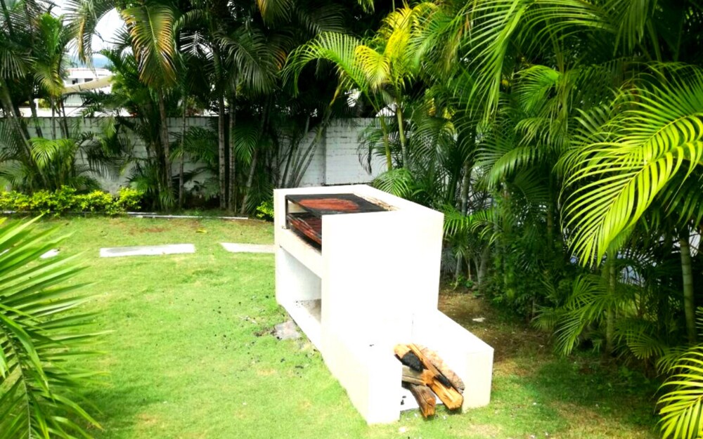 Photo 17