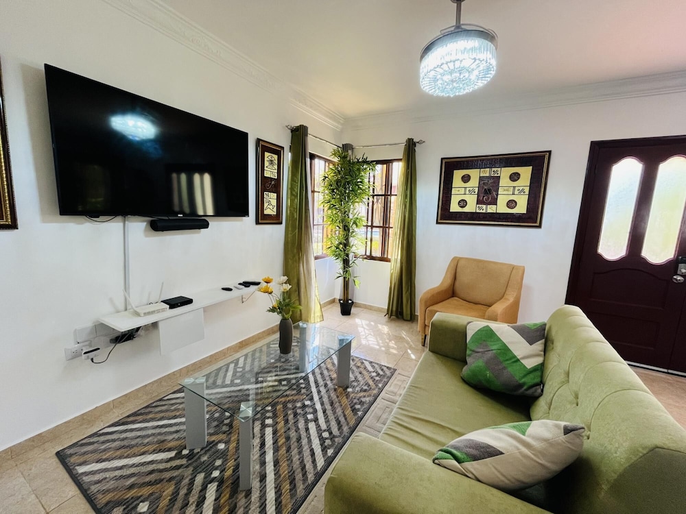 Beauty Villa With 3 Bedroom view 3