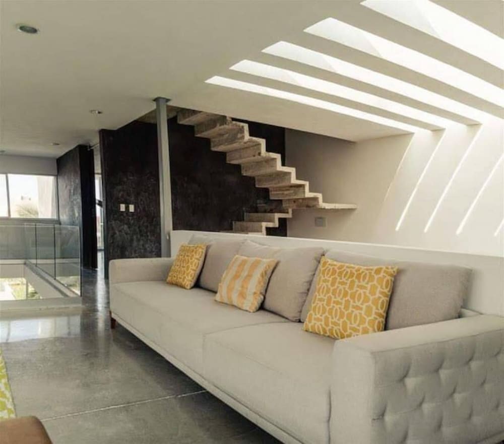 Casa Virasol - Yucatan Home Rentals view 5