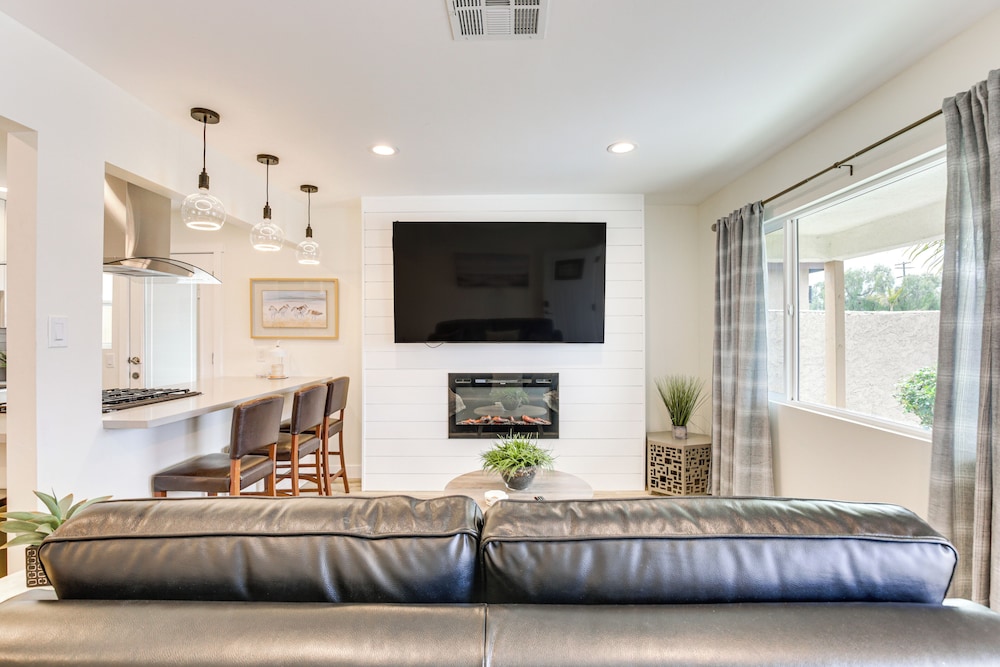 1 Mi to Chula Vista Bayfront: Home w/ Patio!