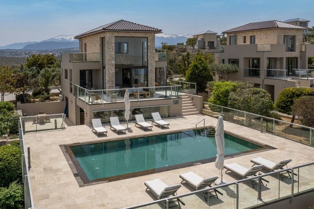 Tersanas Villas
