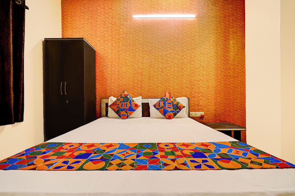 Fabhotel Seven Hills Inn