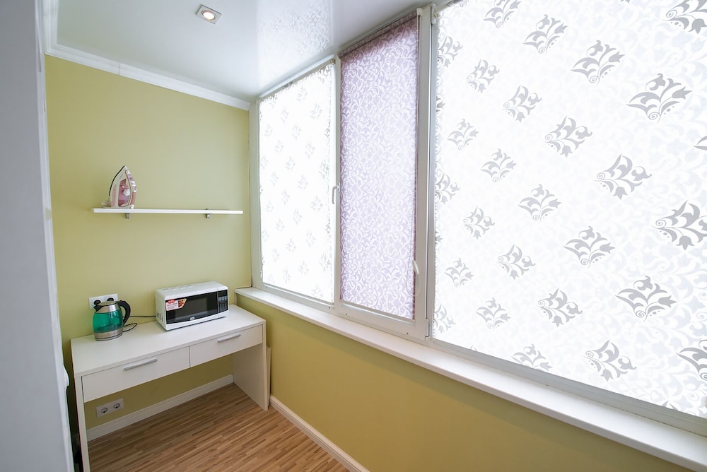 One Room Apartment on Leonova St. 66