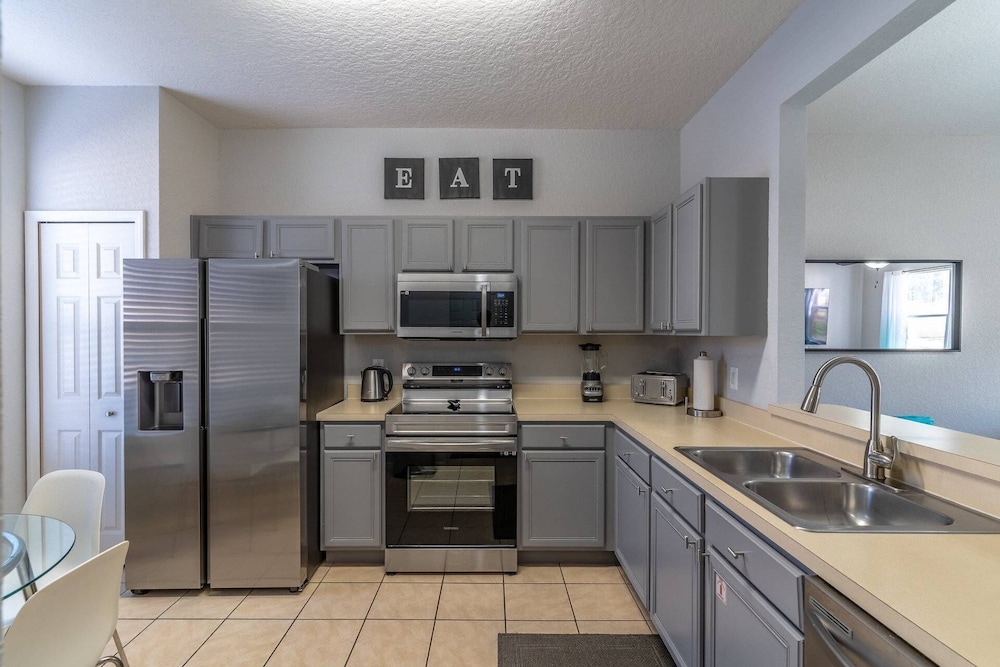 236 Regal Palms
