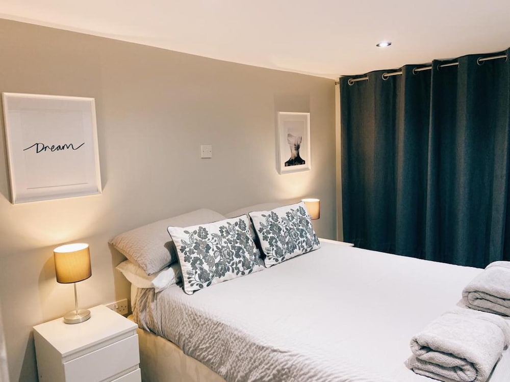 Beautiful 1-bed Apartment in York view 5