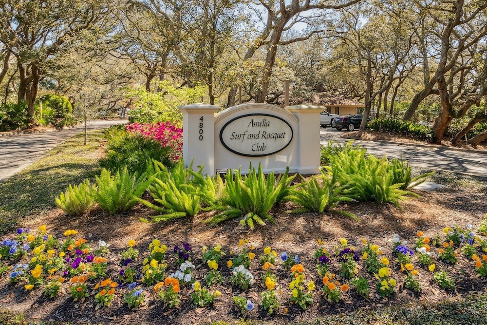 Surf And Racquet Club B149 2 Bedroom Condo