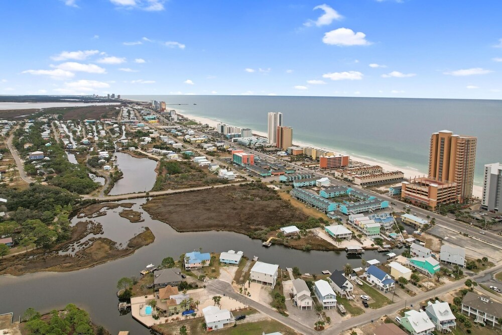 214 Shoreland