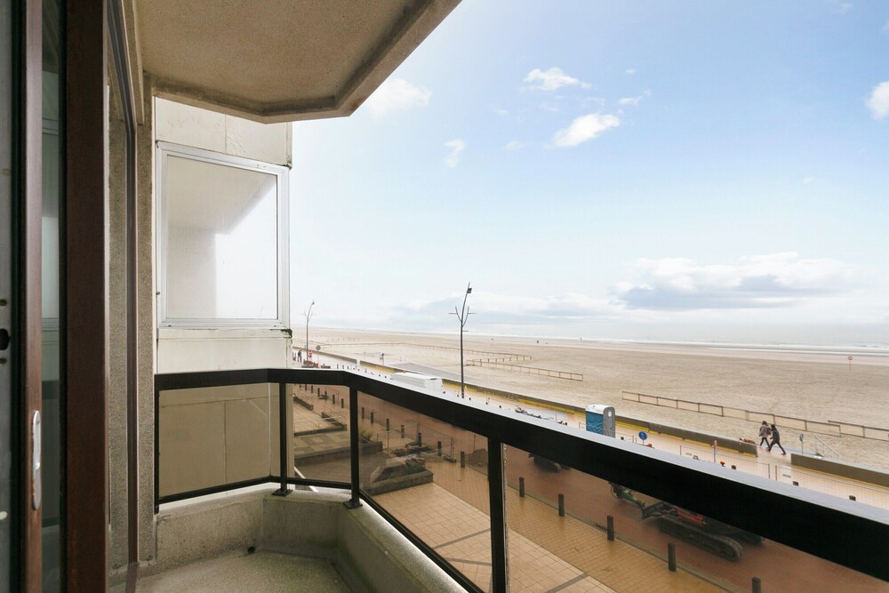 Apartment With Terrace for 5 People