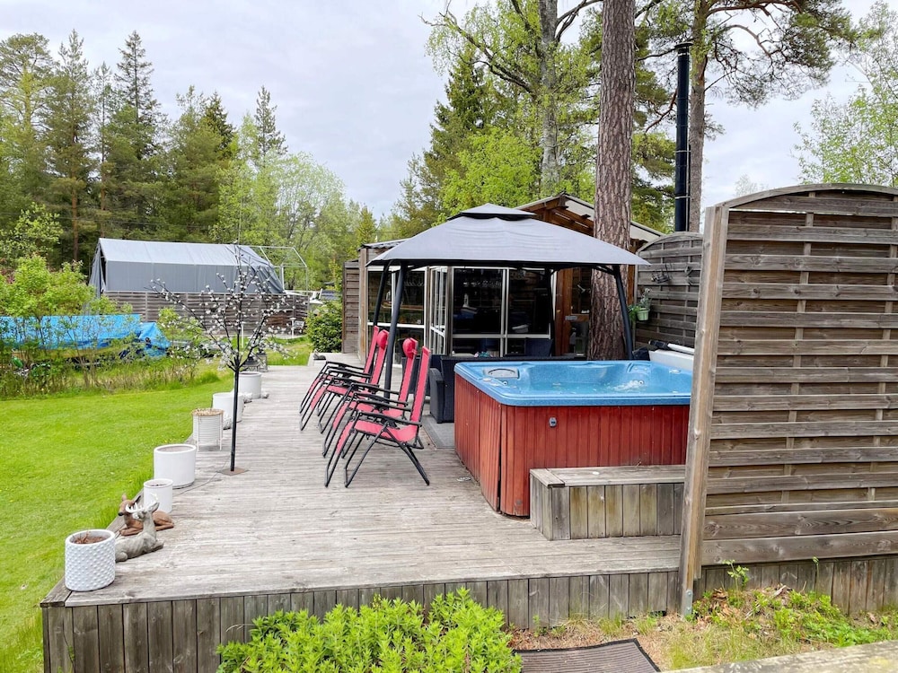 Cozy Summer Retreat in Graddo