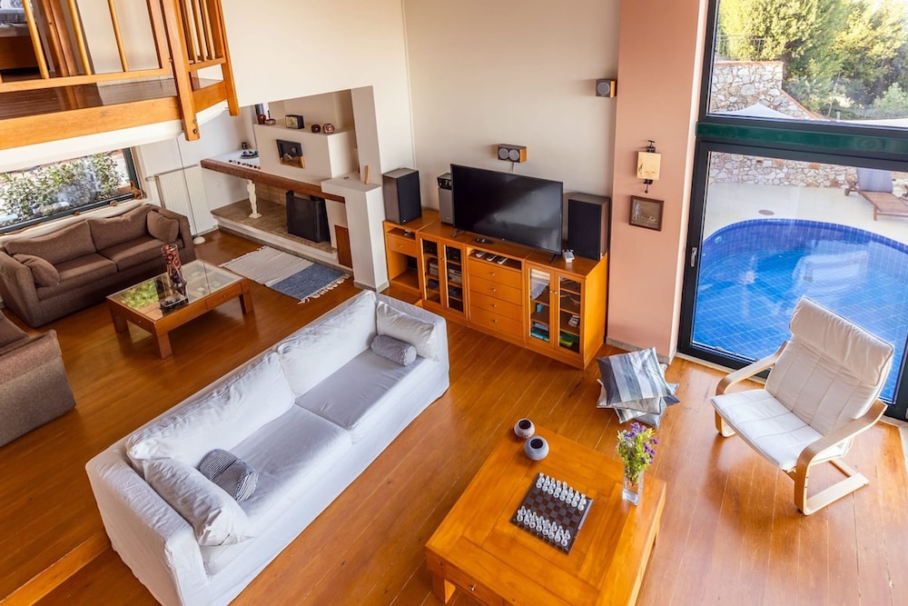 Villa Evakri With Private Swimming Pool BBQ