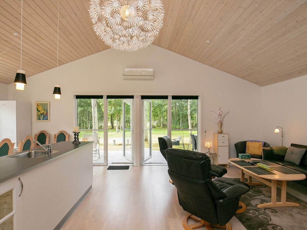 Holiday Home in LÃ¦sÃ¸ view 4