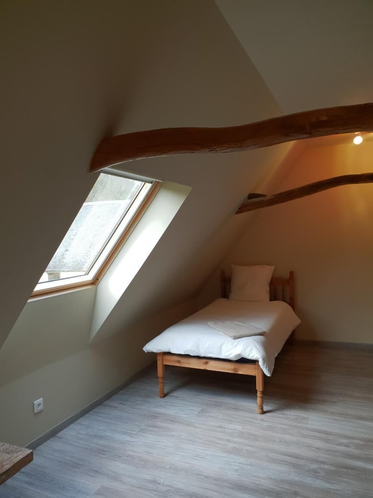 Bed in Bellongue