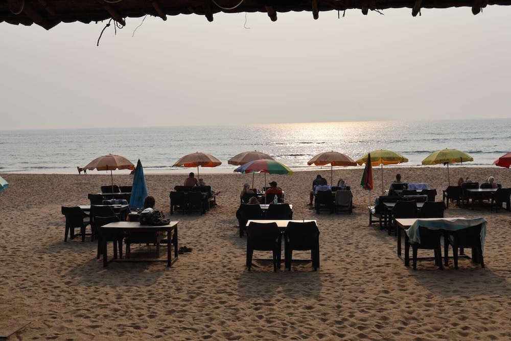 Nirvana Beach Cottages