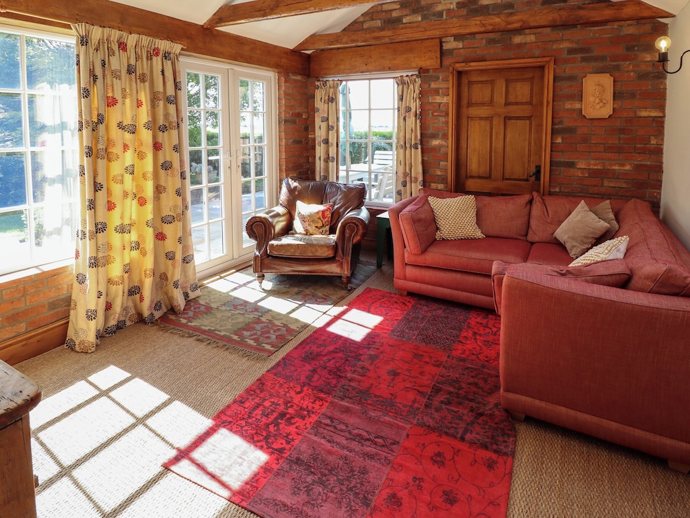 Moon Field Lodge
