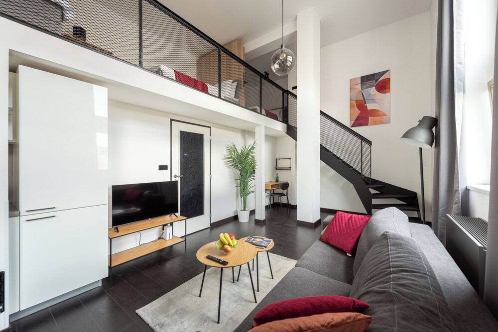 Stylish apartments near center